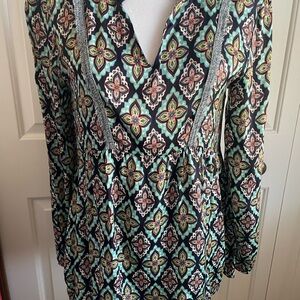Cap Juluca A New Story AldoMartin Artsy multi color babydoll blouse